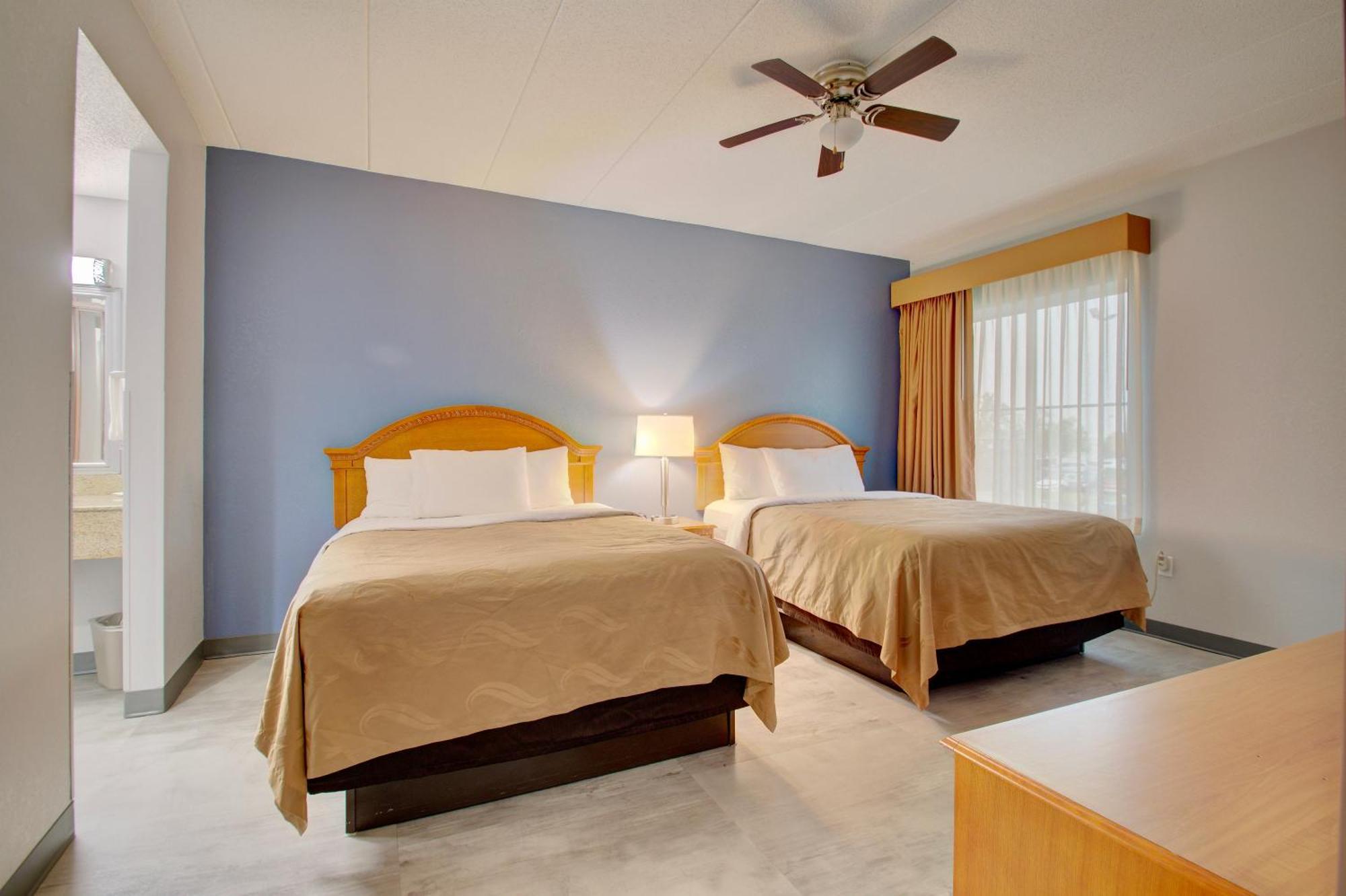 Quality Inn & Suites Cvg Airport Эрлангер Экстерьер фото